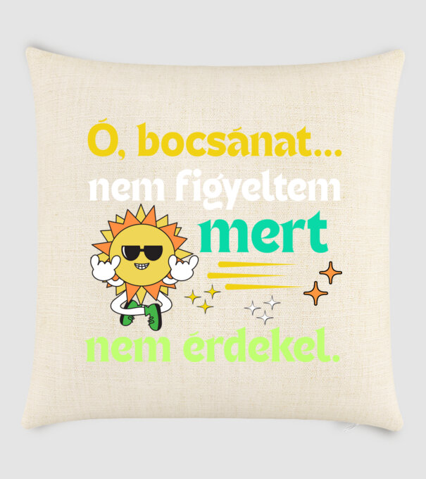 Ó bocsánat nem figyeltem mert nem érdekel minta homokszín pólón