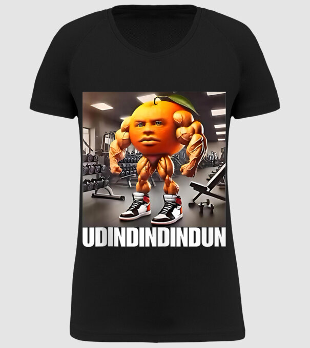 Udindindindun minta fekete pólón