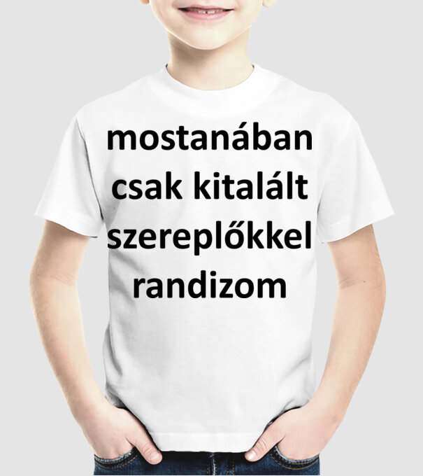 kitalált sz. f minta fehér pólón