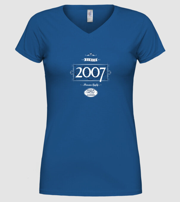 since-2007 minta királykék pólón