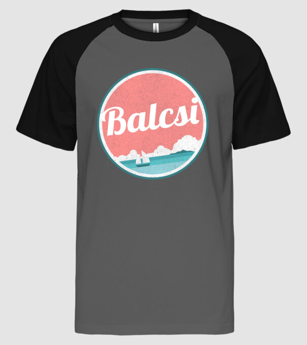 Balcsi retro badge vitorlás minta szürke/fekete pólón