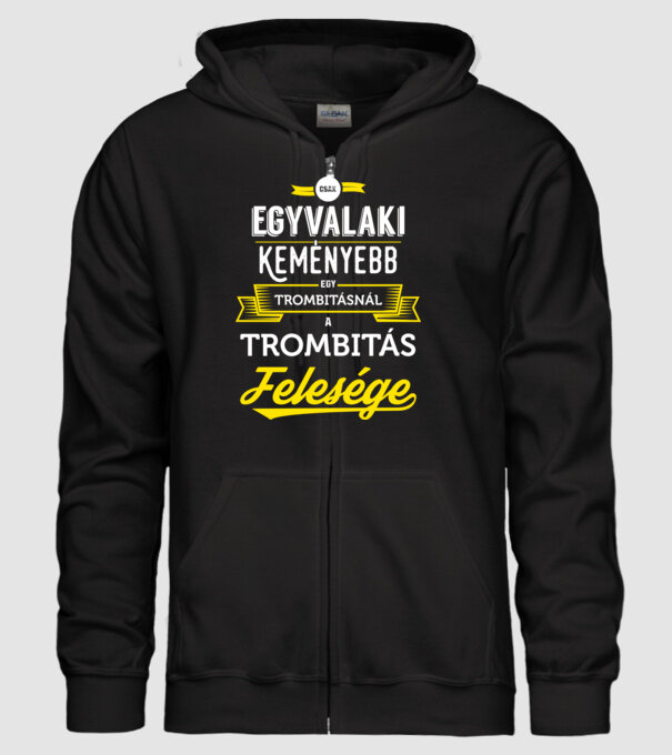 Trombitás felesége minta fekete pólón