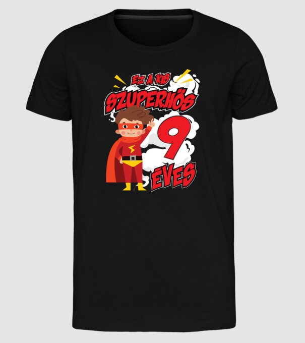 Ez a kis szuperhős 9 éves minta fekete pólón