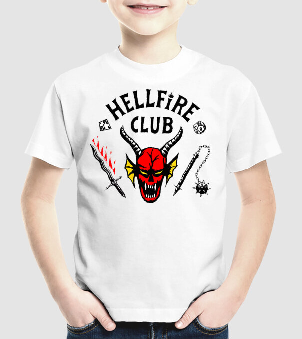 Hellfire club fekete felirat minta fehér pólón