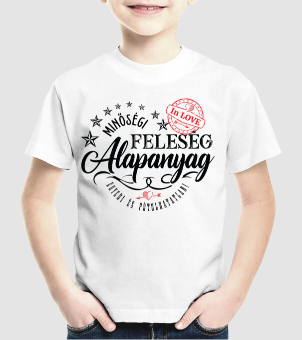 Minőségi feleség alapanyag minta fehér pólón