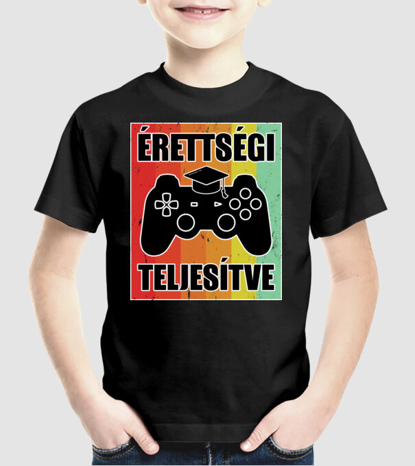 Érettségi teljesítve retro gamer minta fekete pólón