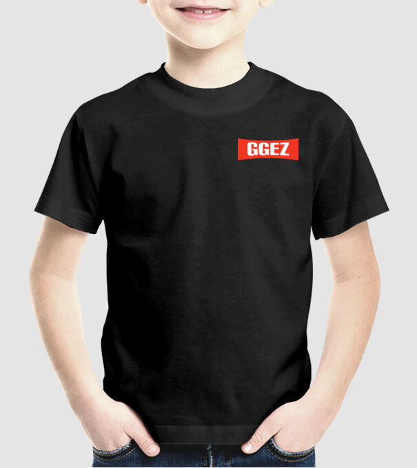 GAMER ggez minta fekete pólón