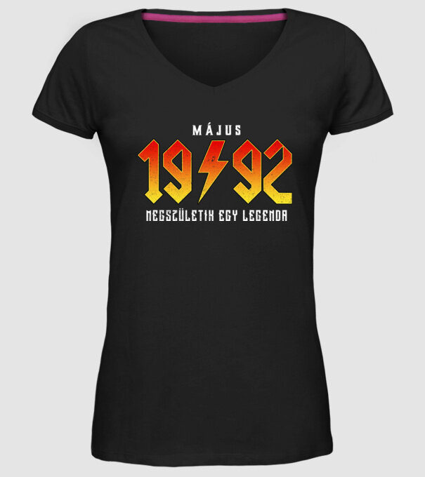 1992 Május megszületik egy legenda minta fekete pólón