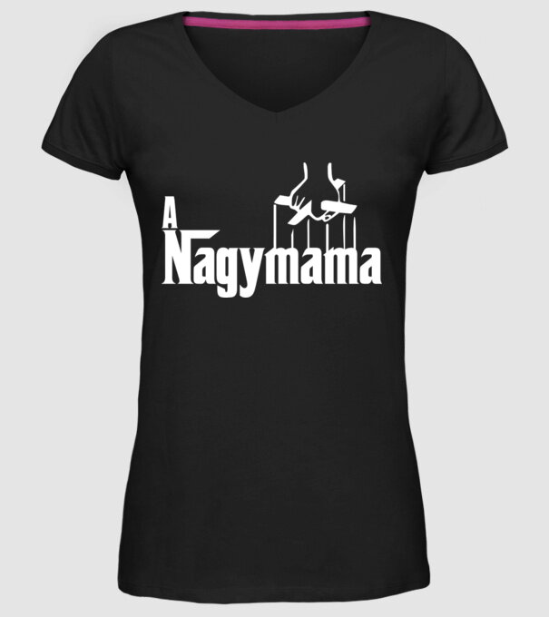 A nagymama minta fekete pólón