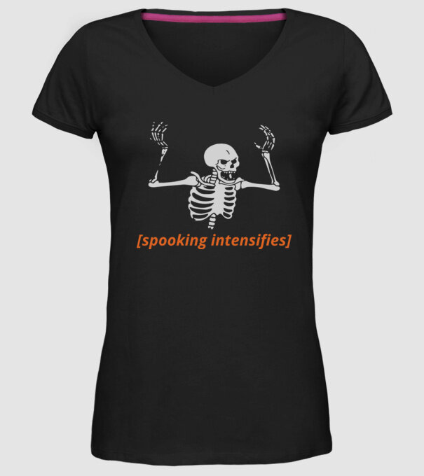 Spooking intensifies minta fekete pólón