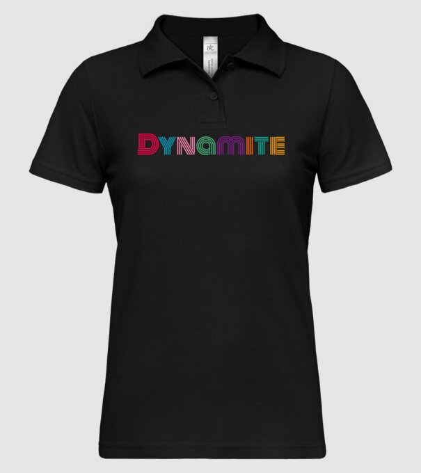 BTS DYNAMITE színes felirat minta fekete pólón