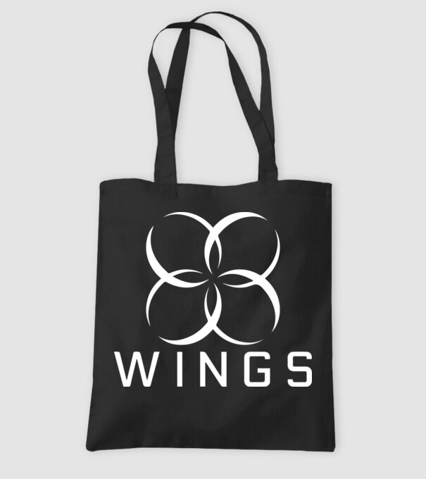 BTS WINGS minta fekete pólón