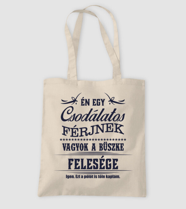 Csodálatos férj felesége minta homokszín pólón