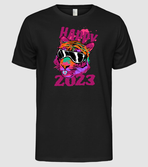 Happy 2023 tiger minta fekete pólón
