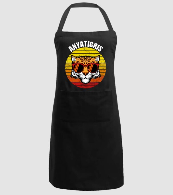 Anyatigris Retro minta fekete pólón