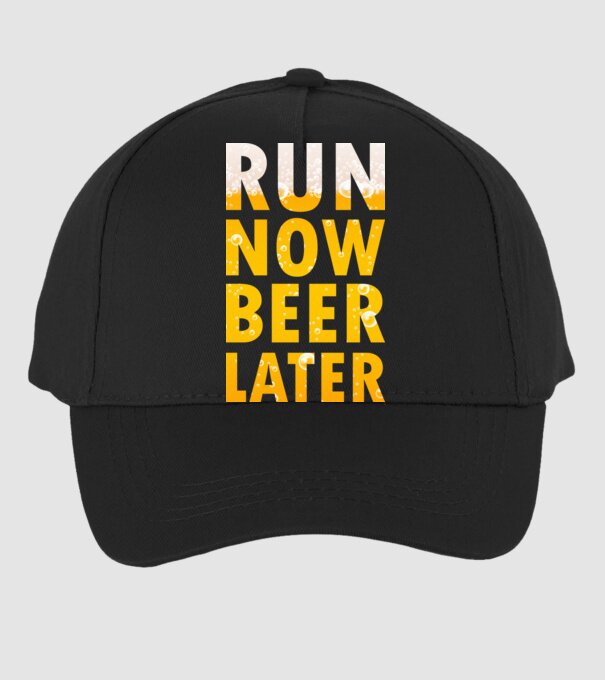 Run now beer later minta fekete pólón