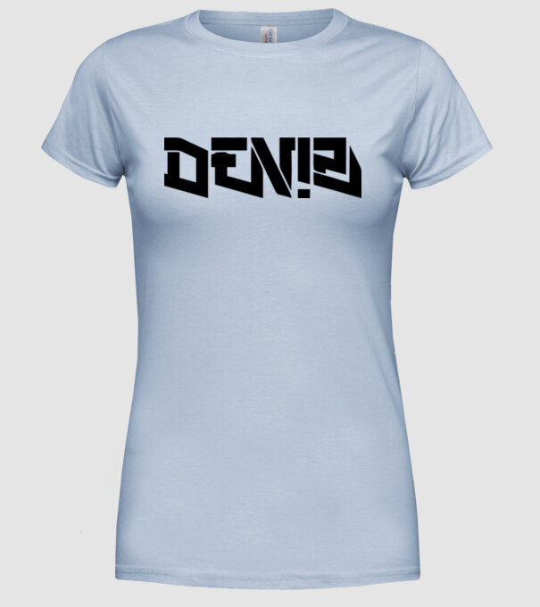 deniz-tshirt-white_0_vectorized minta világoskék pólón