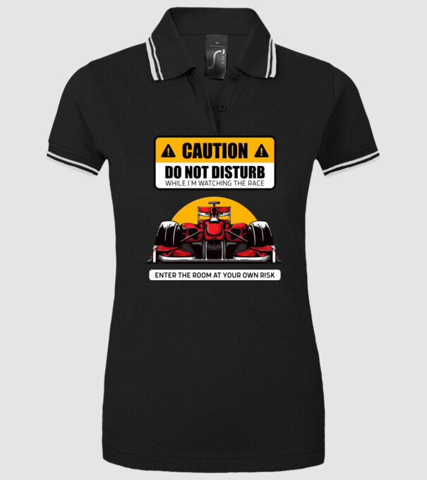 Forma 1 CAUTION DO NOT DISTURB RACE minta fekete pólón