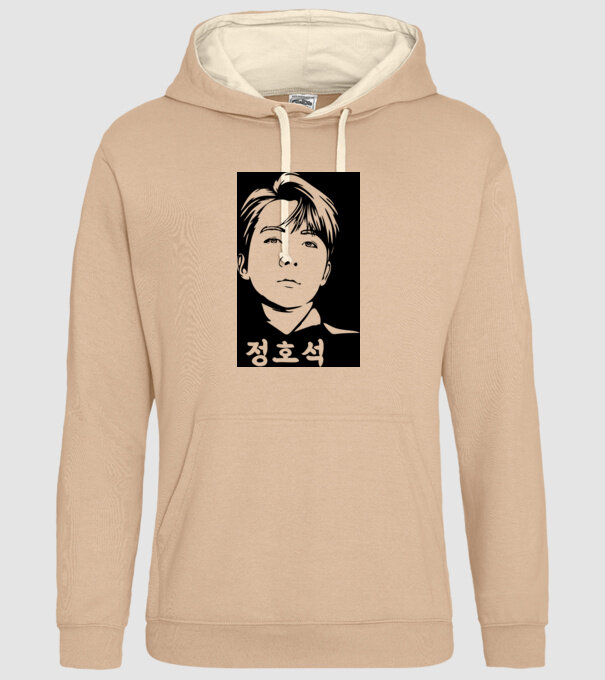BTS minta homokszín pólón