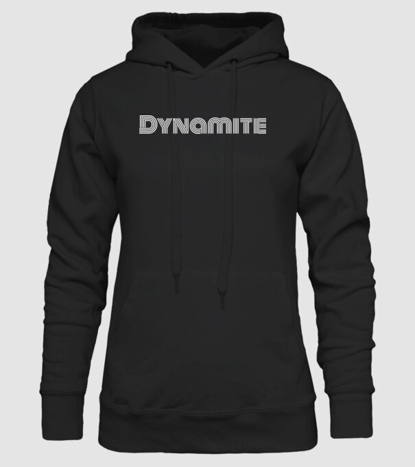 BTS DYNAMITE felirat minta fekete pólón
