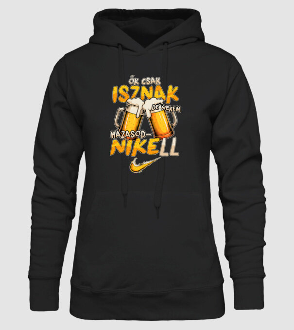 HÁZASODNIKELL minta fekete pólón
