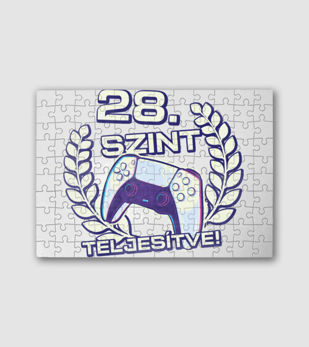 28. szint teljesítve PS5 v2 minta fehér pólón
