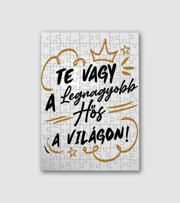 Legnagyobb hős páros minta fehér pólón
