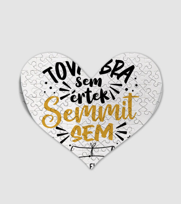 Továbbra sem értek semmit minta fehér pólón