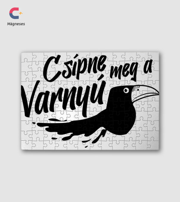  Csípne meg a varnyu minta fehér pólón