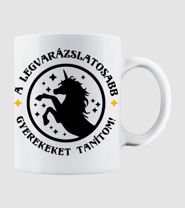 Varázslatos tanárnő minta fehér pólón