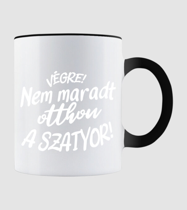 Végre nem maradt otthon a szatyor fehér - vászontáska minta fekete pólón