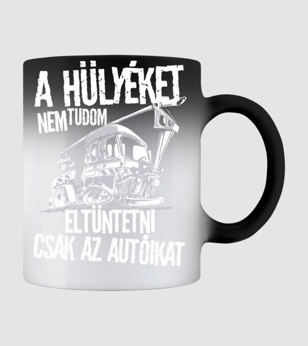 Hülyék és az autóik minta fekete pólón