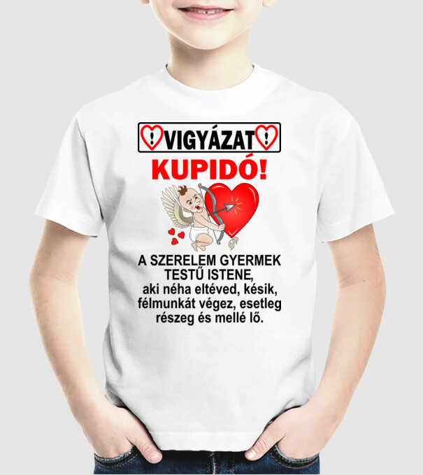 Vigyázat Kupidó A minta fehér pólón