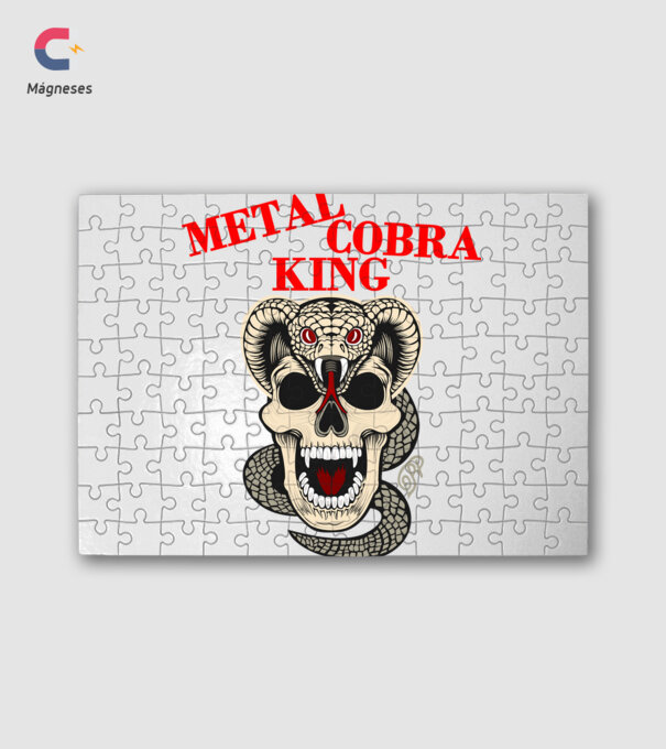 Metal Cobra King minta fehér pólón