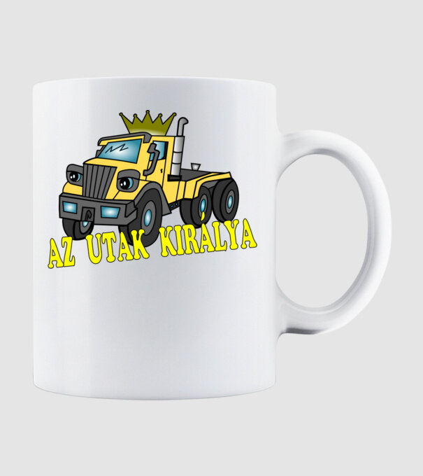 Az utak királya minta fehér pólón