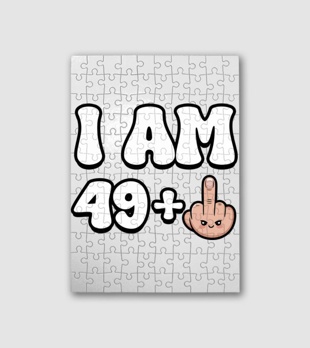 I am 49+1 minta fehér pólón