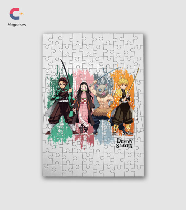 Demon Slayer csoportkép minta fehér pólón