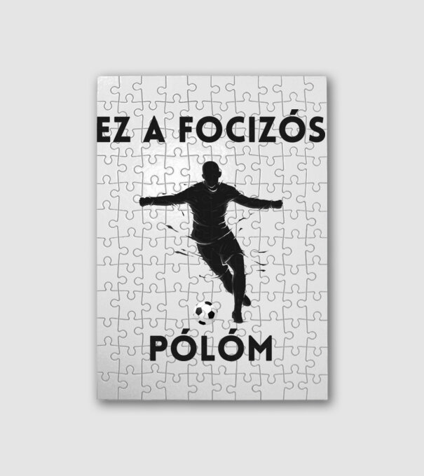 Ez a focizós pólóm minta fehér pólón