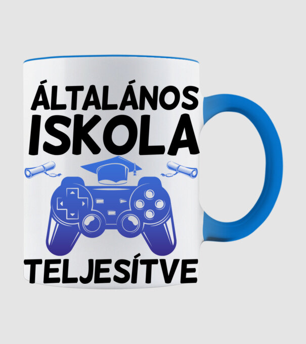 Általános iskola teljesítve gamer minta világoskék pólón