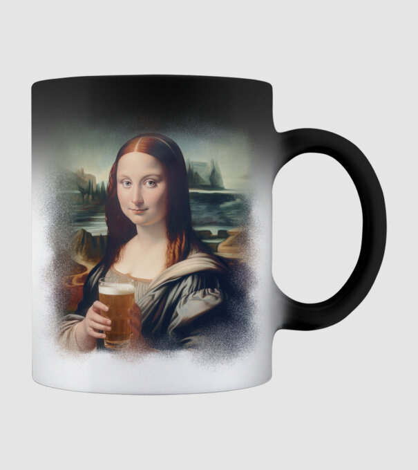 Mona Lisa sörrel minta fekete pólón