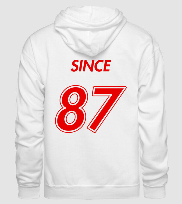 Since 87 minta fehér pólón