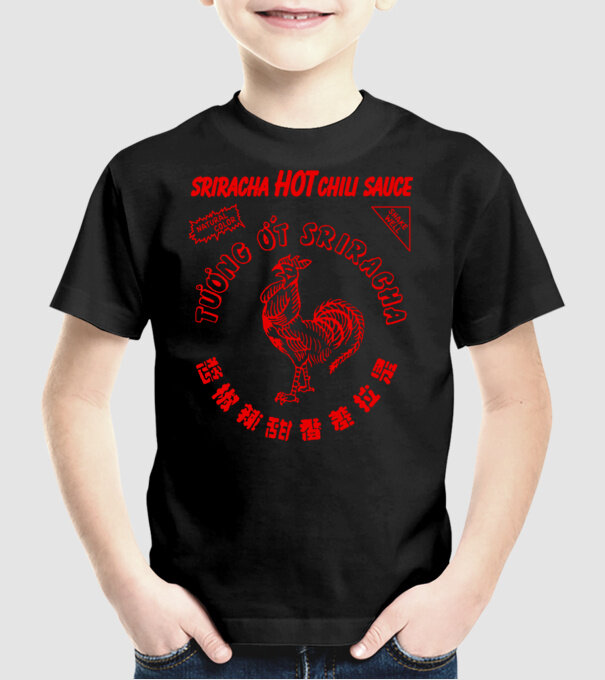 Sriracha Sauce v4 minta fekete pólón