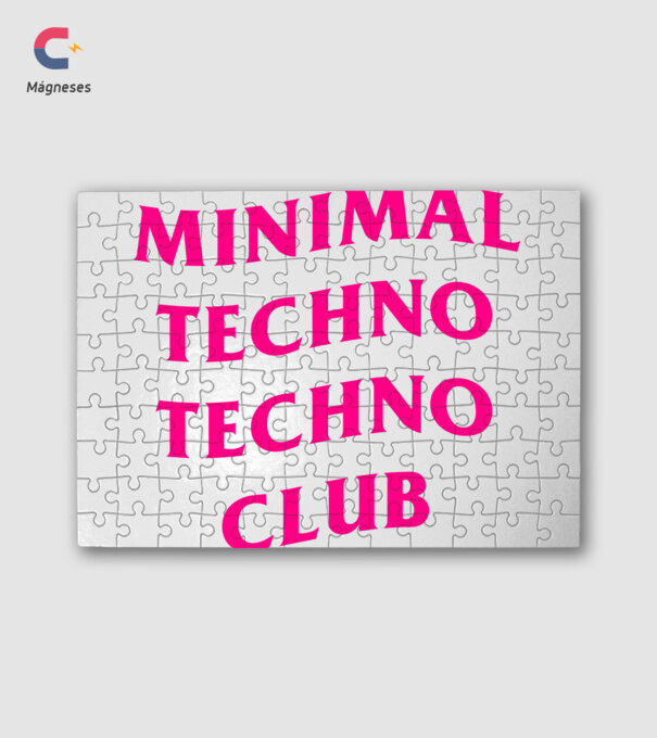 Minimal Techno Techno Club minta fehér pólón