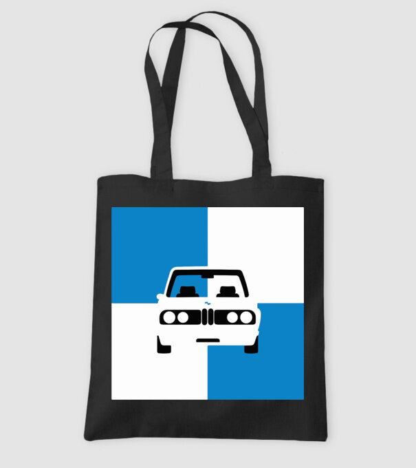 BMW minta fekete pólón