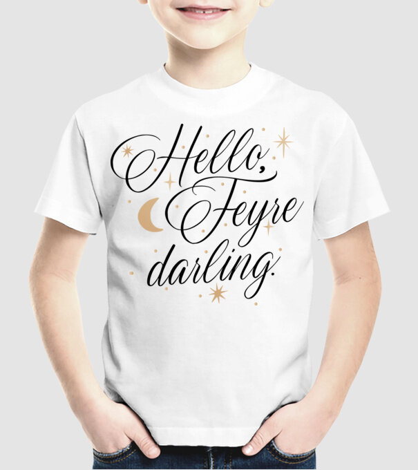 Feyre Darling booktok Acotar minta fehér pólón
