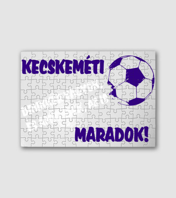 Kecskeméti drukker minta fehér pólón