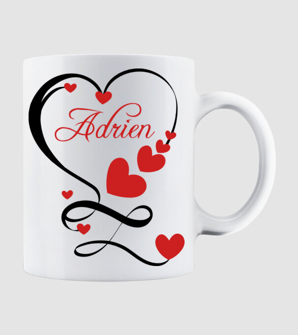 Adrien minta fehér pólón