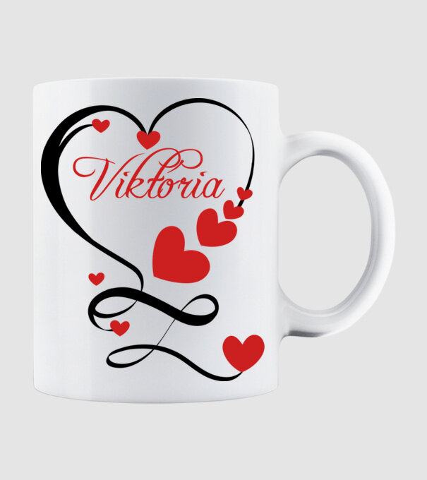 Viktória minta fehér pólón