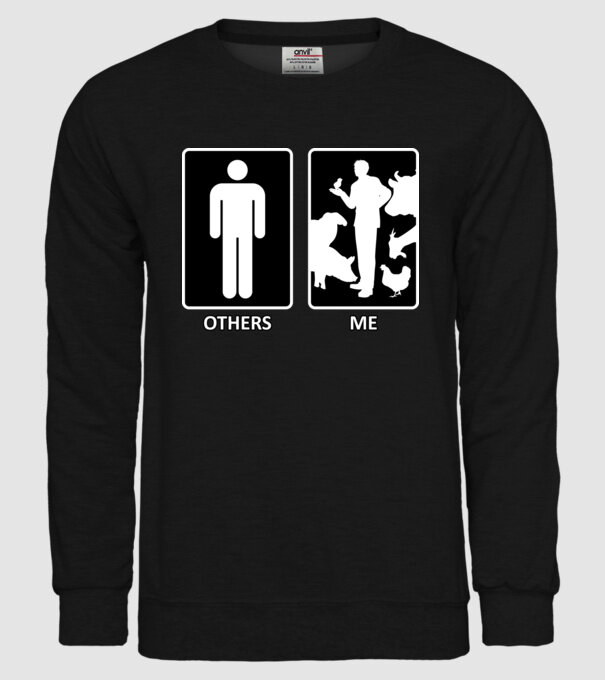 Others vs. Me (férfi) - állatok minta fekete pólón