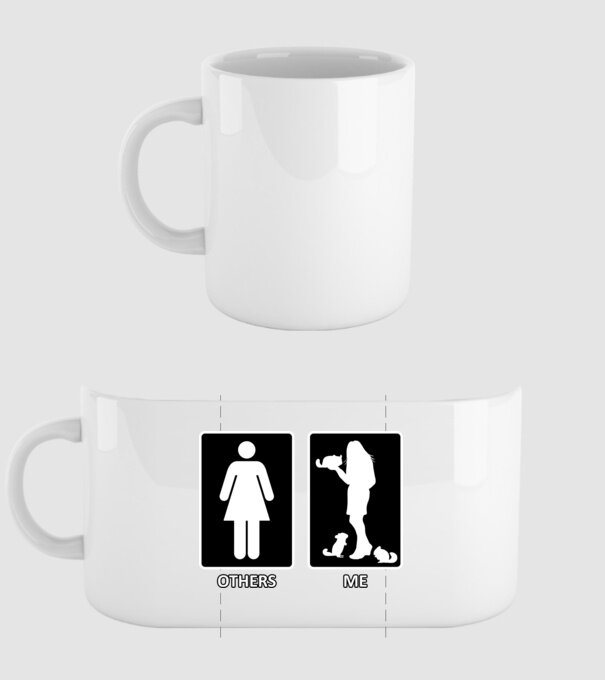 Others vs. Me (nő) - csincsilla minta fehér pólón